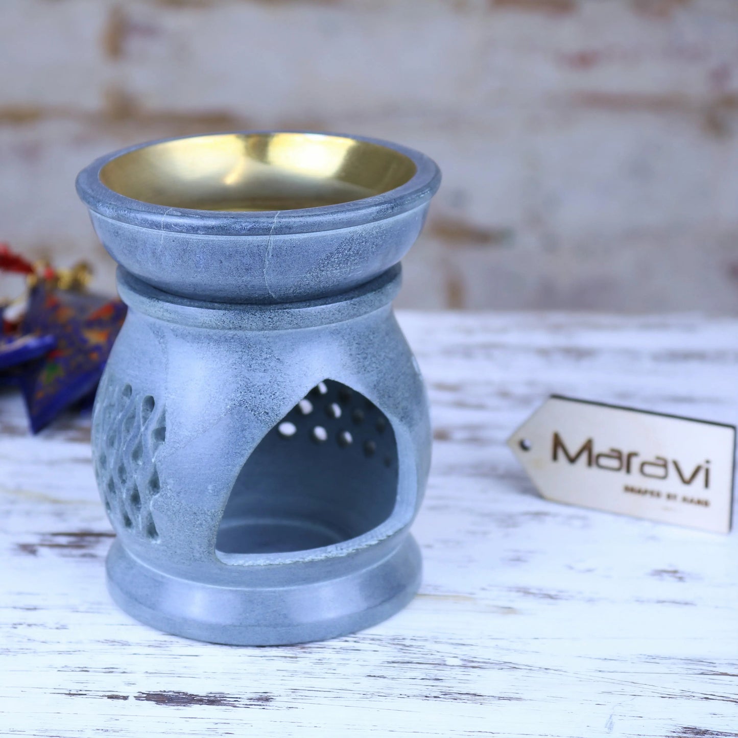 Nokari Grey Carved Oil Burner