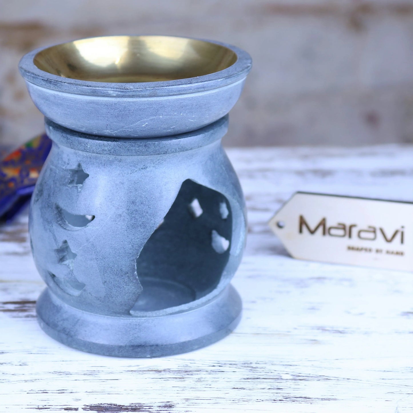 Nokari Grey Carved Oil Burner