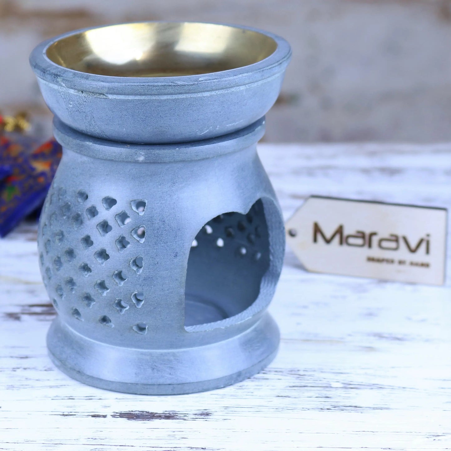 Nokari Grey Carved Oil Burner