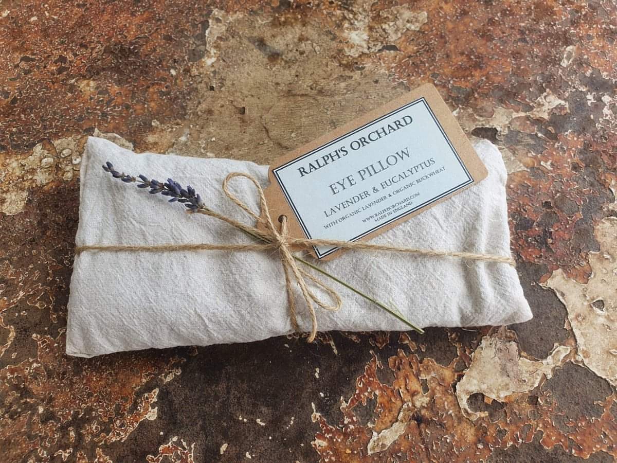 Lavender Eye Pillow – Aromatherapy for Sleep, Yoga & Headache Relief
