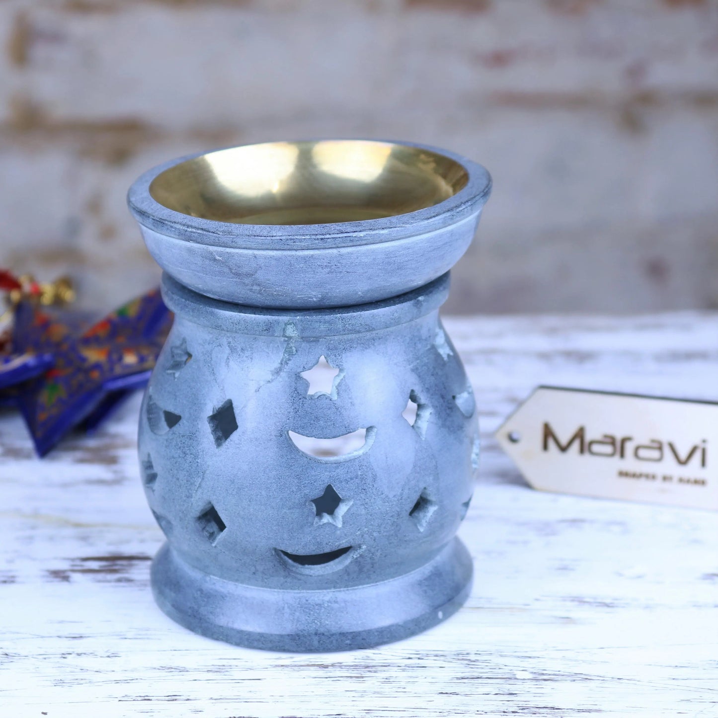 Nokari Grey Carved Oil Burner