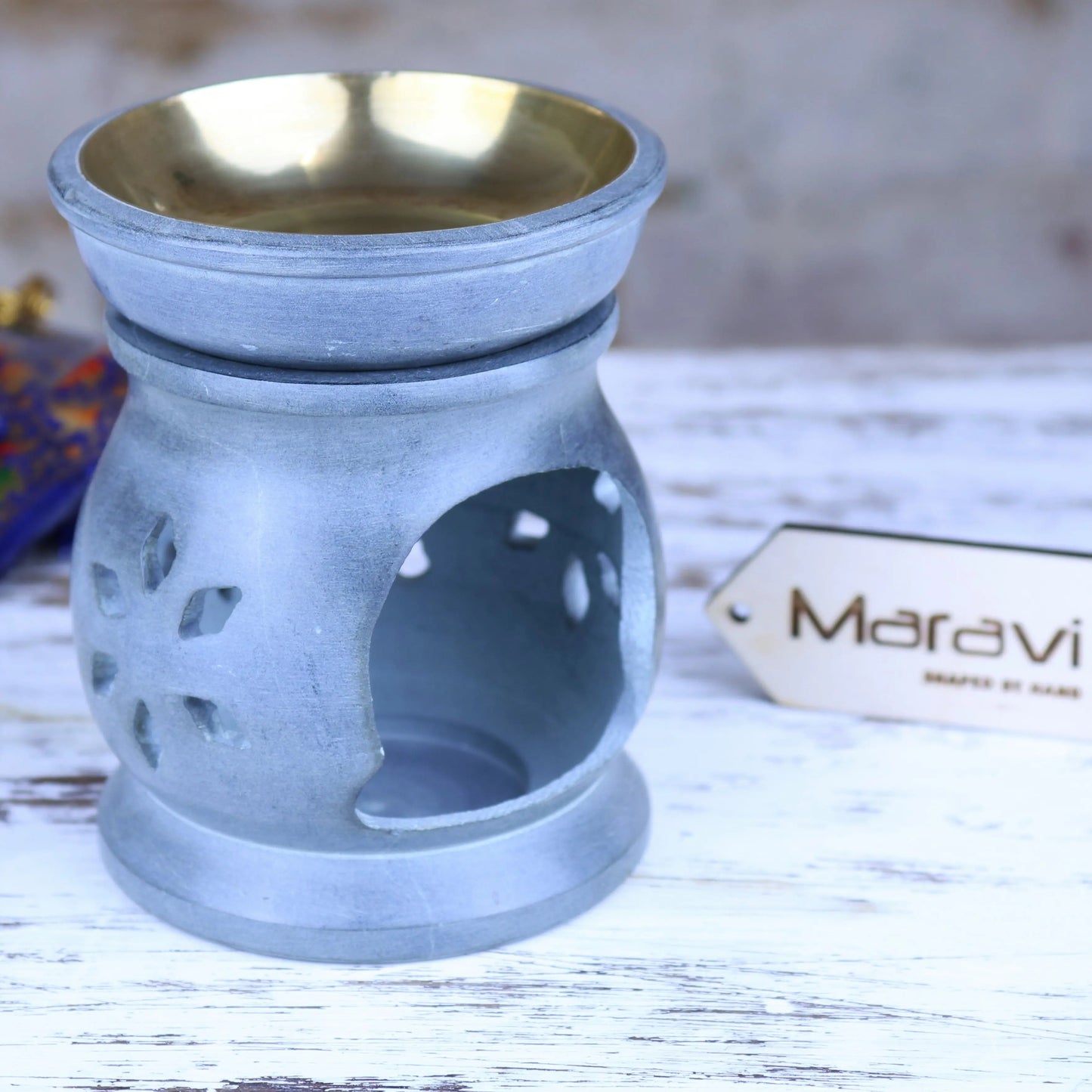 Nokari Grey Carved Oil Burner
